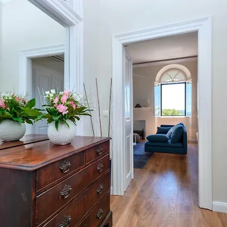 Marchi Apartment *